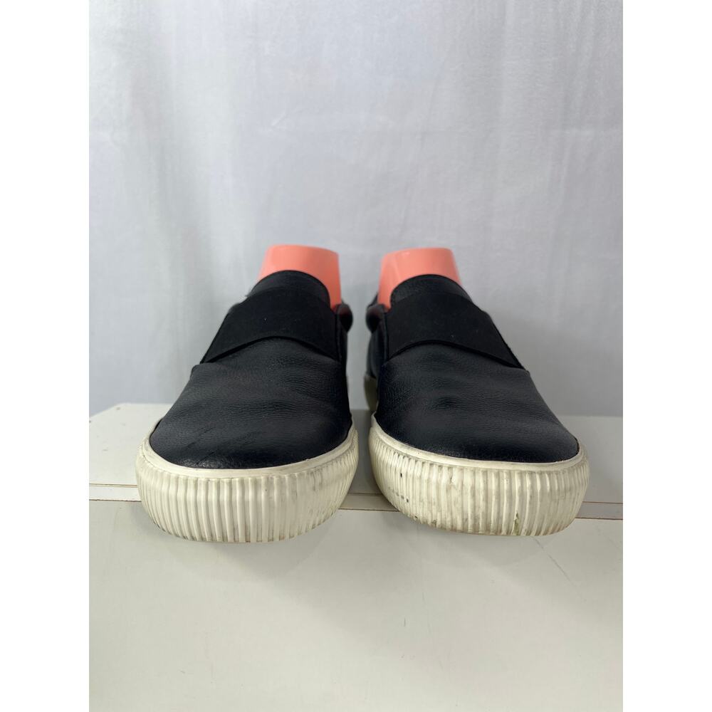 VINCE. Corbin Slip-on Sneaker in Black Leather. - Picture 6 of 11